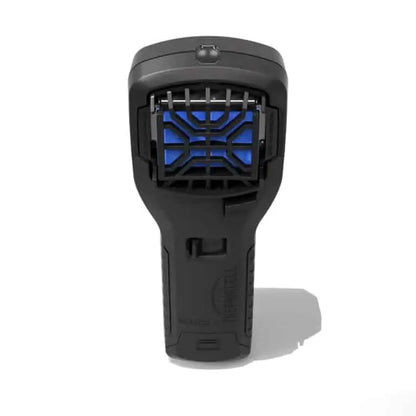 Thermacell MR300 bærbar myggjager vist forfra mot en hvit bakgrunn. Enheten har et ergonomisk grep og en sort grill på toppen
